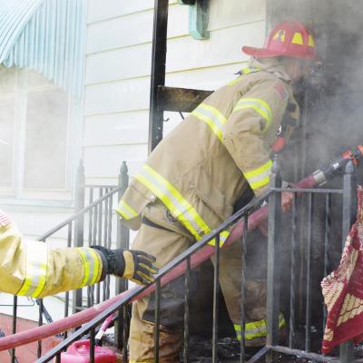 House fire quickly extinguished